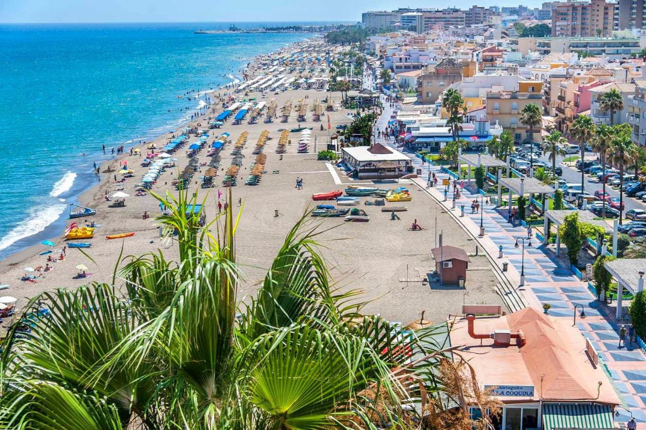 Semi-Detached Adosado Con Encanto -130 M2 - Wifi 600 Mb - Piscina Comunitaria - Patio Privado Torremolinos Exteriér fotografie